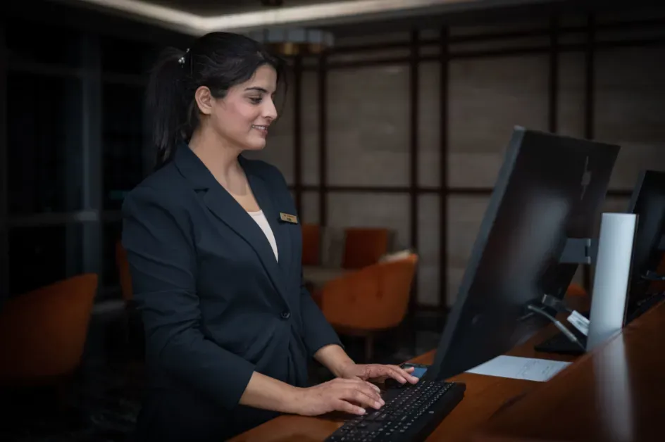 Hotel PMS managing GST billing, bookings, and payments